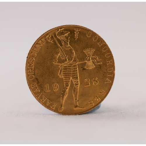 78 - NETHERLANDS 1928 ONE DUCAT GOLD COIN, 21mm, 3.5gms (EF)
