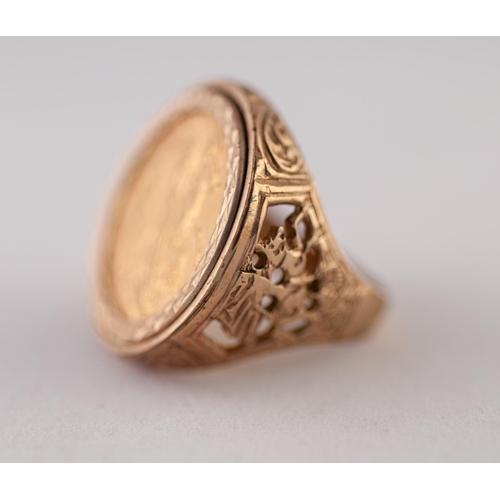 264M - EDWARDIAN 1908 SOVEREIGN RING, LOOSE MOUNT IN A 9ct GOLD SHANK, ring size P1/2, 14.42g