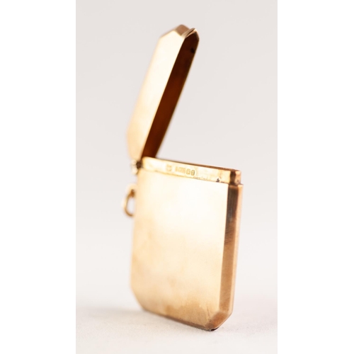 260K - 9ct GOLD CANTED VESTA CASE, measures 5cm by 4cm, 22.77g