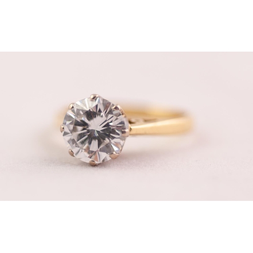 281 - 18 ct GOLD RING WITH A ROUND BRILLIANT CUT SOLITAIRE DIAMOND in an eight claw setting, approximately... 