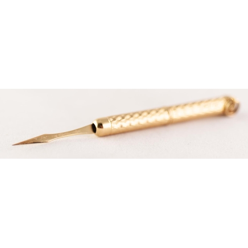 300 - 18ct GOLD TOOTHPICK, with engine turned case, the pick extending by twisting the base, with ring han... 