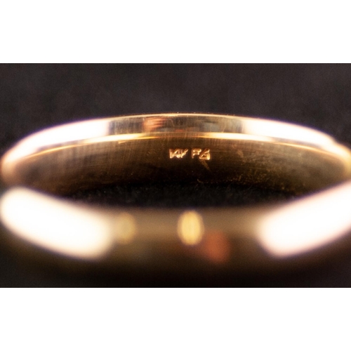 330 - a 14k YELLOW GOLD WEDDING RING, 5.7gms