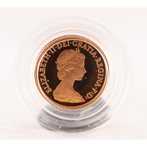 243 - AN ELIZABETH II (1980) GOLD PROOF HALF SOVEREIGN,  in case