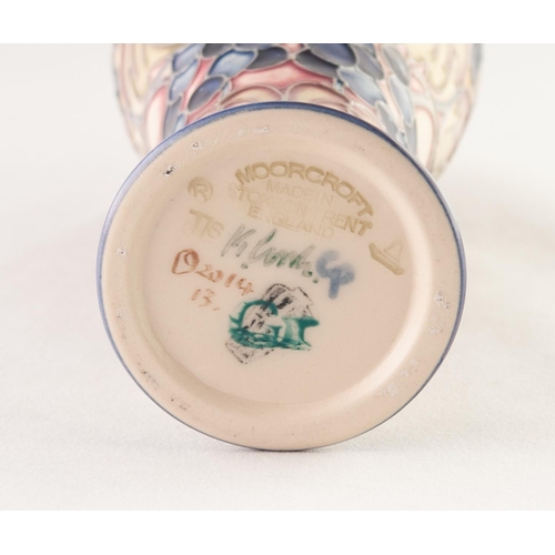 53 - MODERN MOORCROFT ARTIST SIGNED TUBE LINED POTTERY VASE, of slender, waisted oviform, decorated in co... 