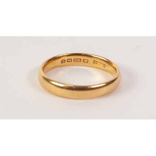 344 - a 22ct GOLD WEDDING RING, 4.9gms