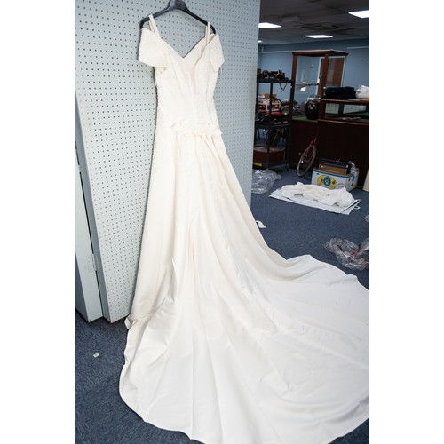 380 - 'Mon Chere Bridals', Trenton, New Jersey, MODERN WEDDING DRESS in lined ivory polyester with white f... 