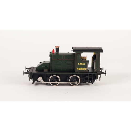 26 - IXION MODEL RAILWAYS LTD. MINT AND BOXED 'O' GAUGE FINE SCALE TWO RAIL ELECTRIC FOWLER 0-4-0 DIESEL ... 