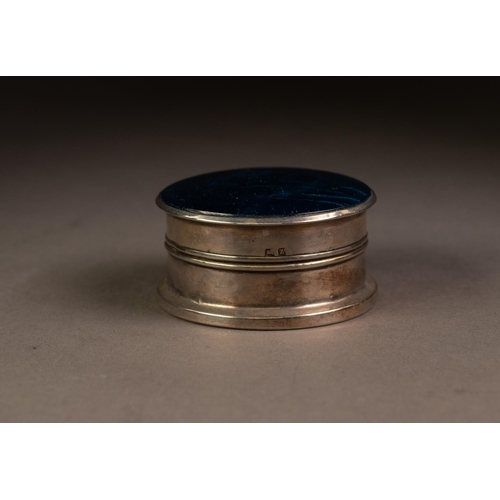 229 - GEORGE V BUTTERFLY WING AND SILVER TRINKET BOX, of cylindrical form with domed cover and wood insert... 
