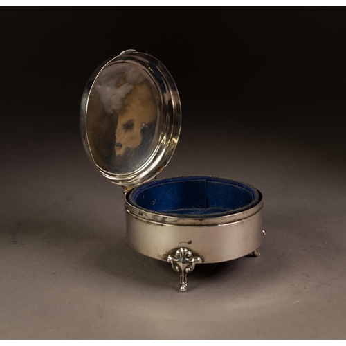 225 - GEORGE V SILVER TRINKET BOX, of circular form with Greek key border to the hinged top, blue silk lin... 