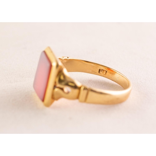 92 - GENT'S ANTIQUE 18ct GOLD SIGNET RING collet set with an oblong sardonyx, pierced lyre shaped shoulde... 