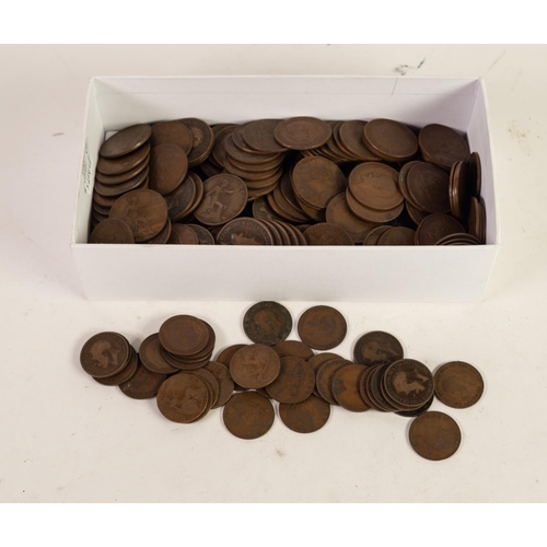 101 - SELECTION OF GEORGE V COPPER COINAGE VARIOUS CONDITIONS viz 228 PENNIES  and 36 HALF PENNIES, (254 C... 