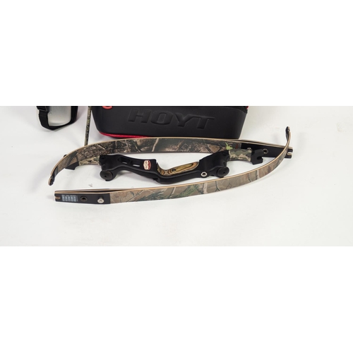 133 - LEFT HANDED HOYT, FRED EICHLER SIGNATURE SERIES BUFFALO RECURVE BOW, the limbs marked BTM 50LBS, SHO... 