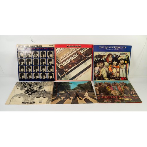 64 - The Beatles- Sgt Peppers Lonely Club, Parlophone, y/b label, MONO, PMC 7027, gf sleeve, joker inner ... 