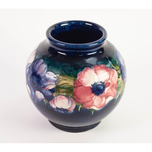 103 - GOOD SIZE 1930s WILLIAM MOORCROFT POTTERY ORBICULAR VASE, tube lined with an encircling border of an... 