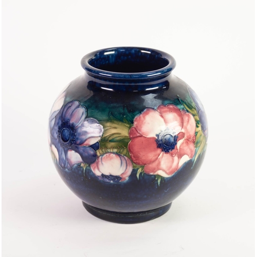 103 - GOOD SIZE 1930s WILLIAM MOORCROFT POTTERY ORBICULAR VASE, tube lined with an encircling border of an... 