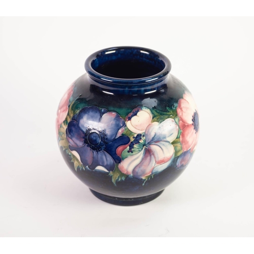 103 - GOOD SIZE 1930s WILLIAM MOORCROFT POTTERY ORBICULAR VASE, tube lined with an encircling border of an... 