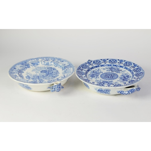 98 - TWO NINETEENTH CENTURY SPODE BLUE AND WHITE POTTERY WARMING PLATES, one in ‘THE FOX AND THE LION, AE... 