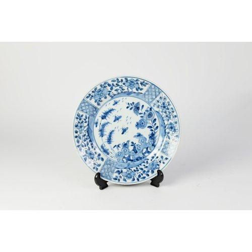 135 - CHINESE QING DYNASTY PORCELAIN NANKING BLUE AND WHITE PLATE, 9 1/4in (23.5cm) diameter, (c/r hairlin... 