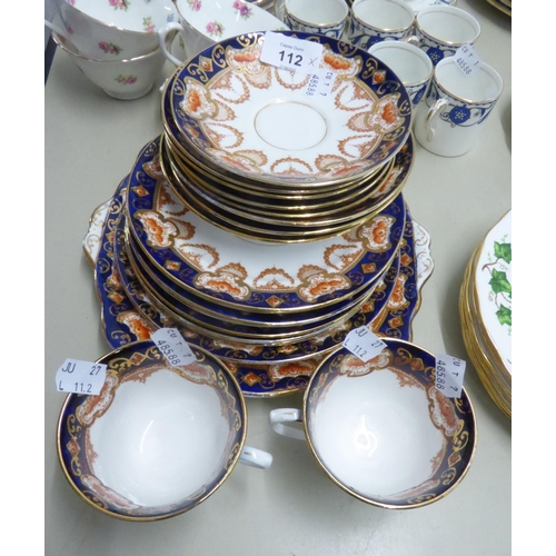 112 - ROYAL ALBERT CHINA EARLY 20TH CENTURY IMARI STYLE PART TEA SERVICE, 19 PIECES