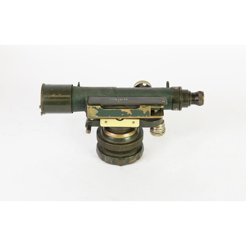 66 - VINTAGE WATTS SURVEYOR'S LEVEL IN BRASS AND GREEN ENAMEL, having side mounted spirit level and bubbl... 