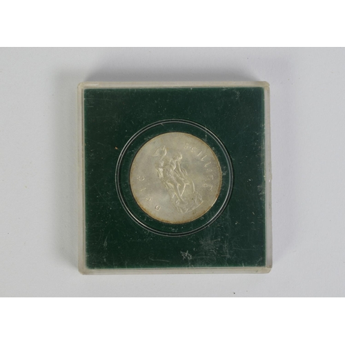 5 - EIRE 1916 – 1966 GOLDEN JUBILEE COMMEMORATIVE TEN SHILLING piece, 1966, in clear plastic case; two E... 