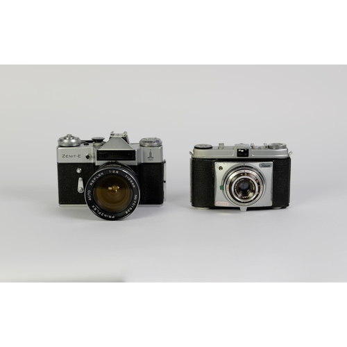 52 - ZENIT 'E' SLR ROLL FILM CAMERA No. 79297570 with Prinzflex Auto Reflex 1:2.8 f=28mm lens No. 701526 ... 