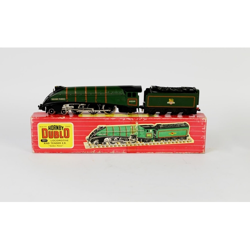 174 - HORNBY DUBLO BOXED DIE CAST TWO RAIL 4-6-2 LOCOMOTIVE AND TENDER 'GOLDEN FLEECE' 60030, model No. 22... 