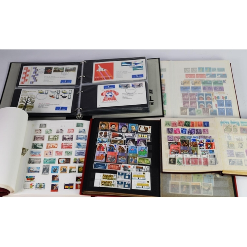 111 - MIXED LOT TO FIVE ALBUMS/BINDERS TO INCLUDE AUSTRALIA, G.B. USA (5)