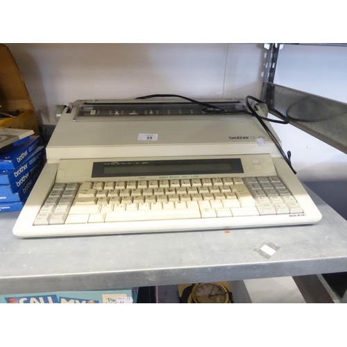 25 - A BROTHER CE-700 ELECTRONIC TYPEWRITER AND A VIKING V2100 ELECTRONIC CALCULATOR WITH PAPER ROLL (2)