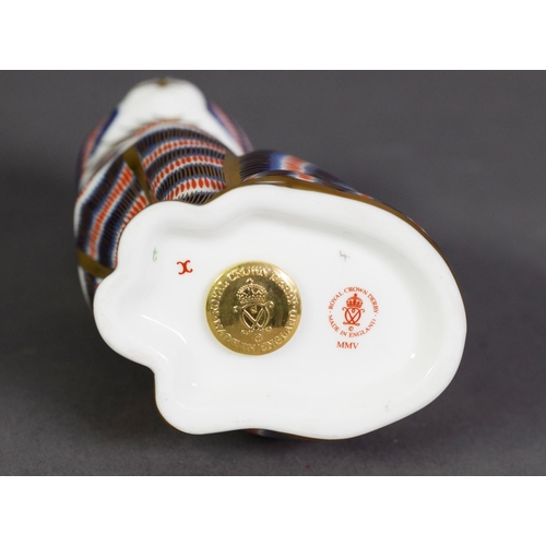 540 - ROYAL CROWN DERBY PAPERWEIGHT, in the form of an Imari decorated seated cat, with gold button, 5” (1... 