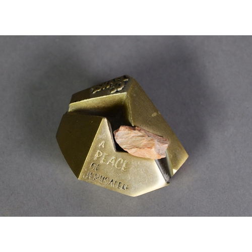 560 - BRASS PAPERWEIGHT, ‘Peace in Jerusalem’