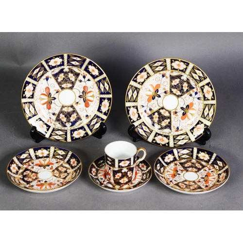 140 - SIX PIECES OF ROYAL CROWN DERBY 2451 PATTERN IMARI CHINA TEA AND COFFEE WARES, comprising: COFFEE CA... 