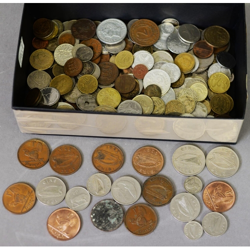 12 - SELECTION OF MAINLY EUROPEAN MID-20th CENTURY AND LATER COINS, various, including South African and ... 