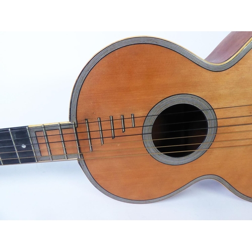 251 - PETITJEAN L’AINE, Mirecourt romantic classical guitar circa 1830-1840. Exceptional quality instrumen... 