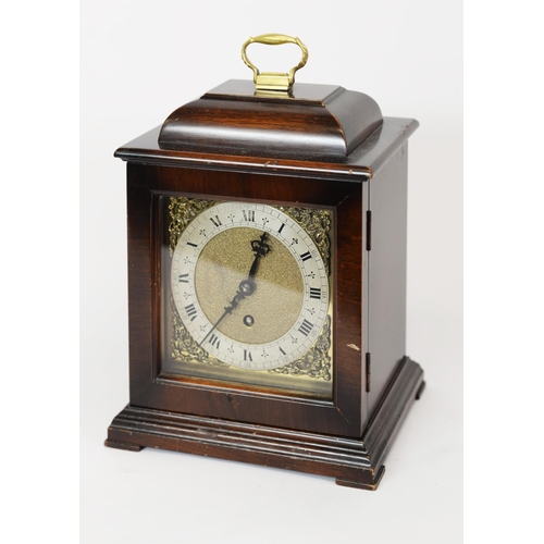 35 - SMITH’S MAHOGANY CASED MANTLE CLOCK, the brass dial with silvered Roman chapter ring, matted centre ... 