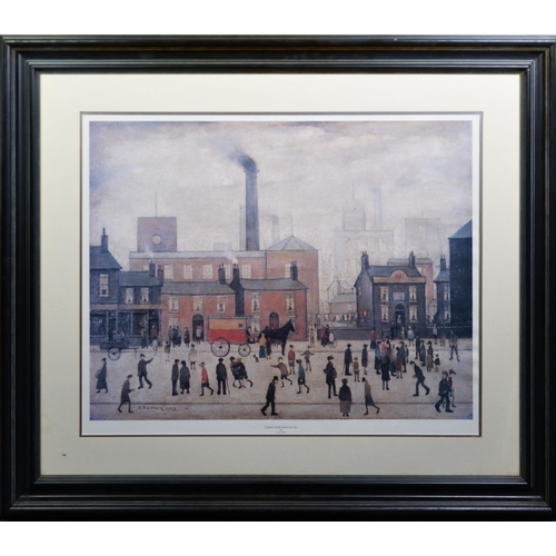 179 - L S LOWRY (1887-1976) UNSIGNED COLOUR PRINT 'Coming Home from the Mill' 22