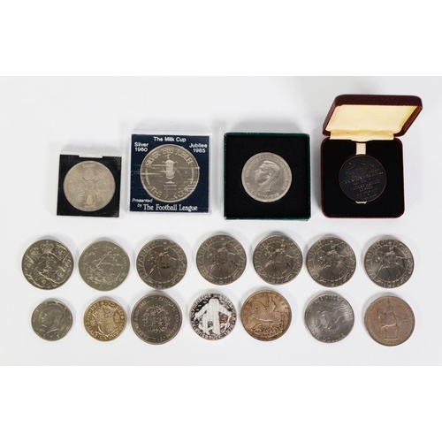 183 - SELECTION OF COINS AND MEDALS COMPRISING GEORGE V (1935) CROWN and HALF CROWN, TWO ELIZABETH II CORO... 