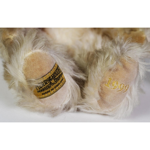 88 - MERRYTHOUGHT LIMITED EDITION MILLENNIUM TEDDY BEAR Alpha Farnell, in blond fur fabric No 1430/2000, ... 