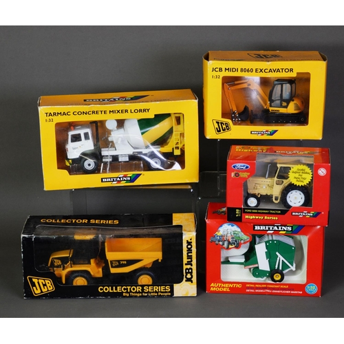 61 - FIVE BRITAINS CIRCA 1990s AND LATER MINT AND BOXED COMMERCIAL AND FARMING VEHICLES, 1:32 scale, to i... 