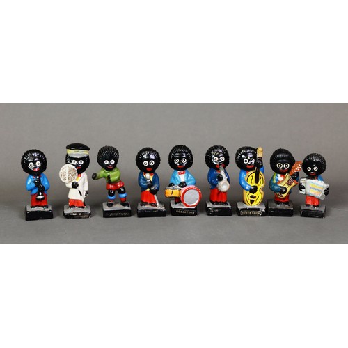 262 - SEVENTEEN ROBERTSONS JAM PAINTED PLASTER BANDSMEN FIGURES including duplications; TWO OTHERS includi... 