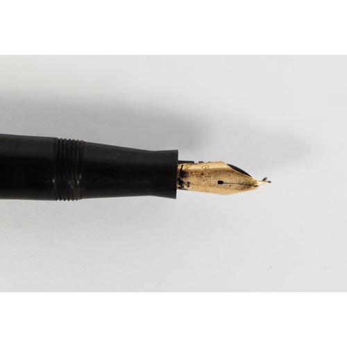 229C - SWAN MABIE TODD & CO. LTD., BLACKBIRD SELF-FILLING FOUNTAIN PEN, black, the screw top with 18ct ... 