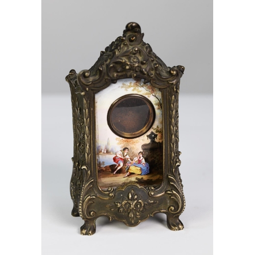 66 - LATE NINETEENTH CENTURY FRENCH MOULDED WHITE METAL AND ENAMELLED SMALL MANTLE OR DRESSING TABLE CLOC... 