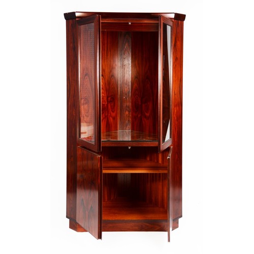 212 - SKOVBY, DANISH, MODERN ROSEWOOD FLOOR STANDING CORNER CUPBOARD, flat fronted with canted corners, th... 