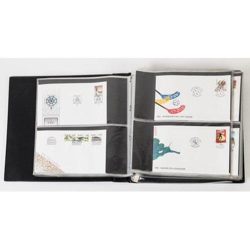 113 - ALAND, A COLLECTION OF THREE BINDERS 1989 - 2012, unmounted stamps 2004 - 2012