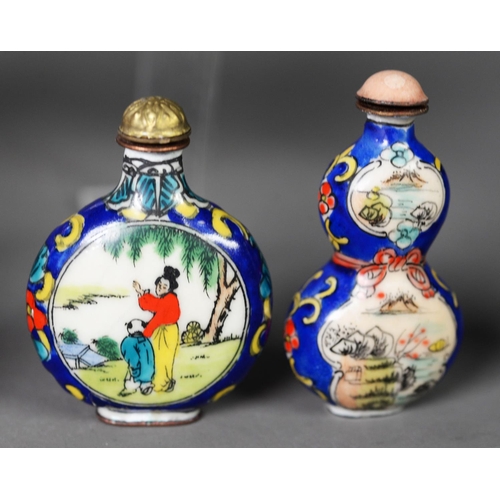 162 - EIGHTEEN MODERN ORIENTAL SCENT OR SNUFF BOTTLES, including: TWO INSIDE PAINTED GLASS EXAMPLES, a CAR... 