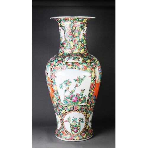 165 - A VERY LARGE CHINESE REPUBLICAN PERIOD PORCELAIN FAMILLE ROSE BALUSTER VASE, the reserves with scene... 