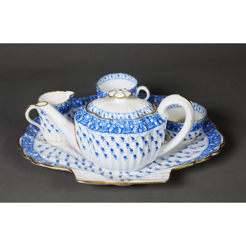 18 - COPELAND ‘OLD CROW’ PATTERN BLUE AND WHITE CHINA TEA FOR ONE CABARET SET OF SIX PIECES, comprising: ... 