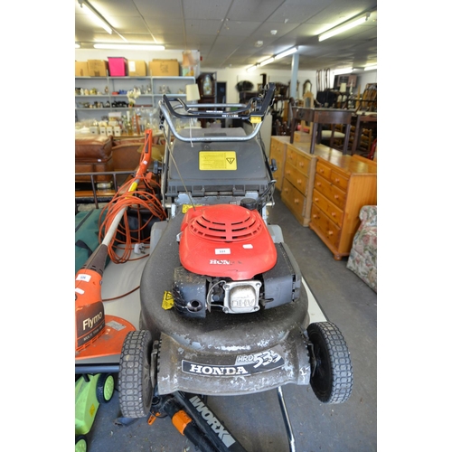 331 - HONDA HRD535 LARGE PETROL DRIVEN ROTARY LAWN MOWER