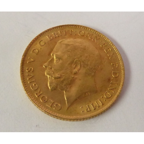 72 - GEORGE V 1914 HALF SOVEREIGN