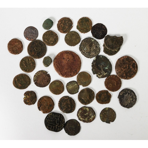 334 - ROMAN COINS: Small collection of very worn Roman coinage, various reigns and denominations though mo... 